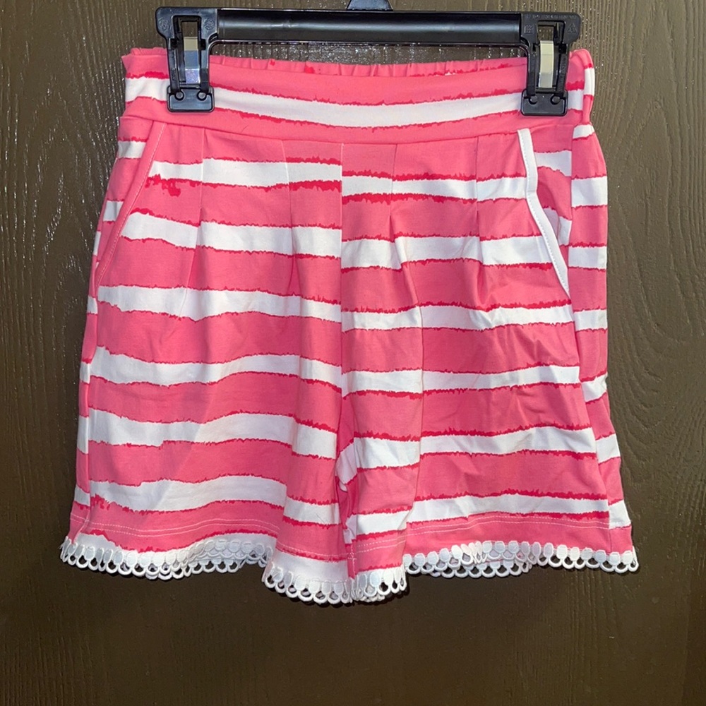 Three Friends Girls NEW pink striped shorts SZ 8